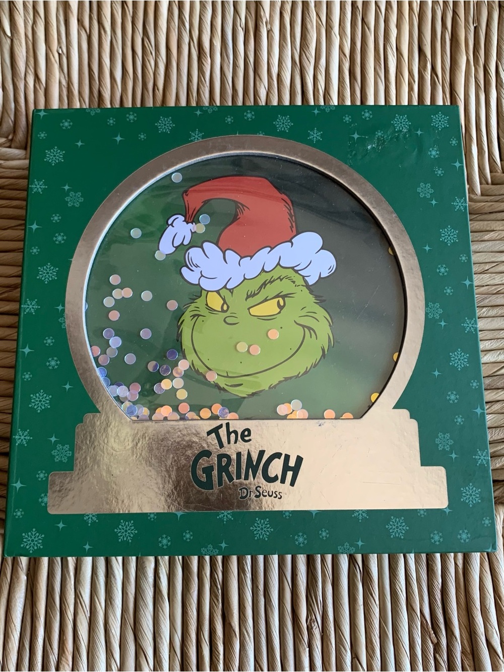 Women’s cozy Grinch holiday socks